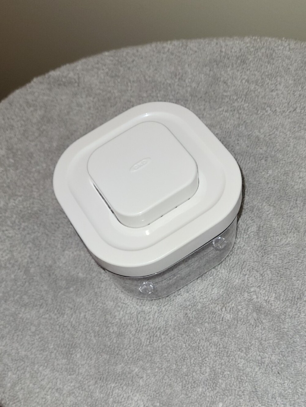 Oxo Pop Containers - 2-Piece Set - Picture 4 of 8